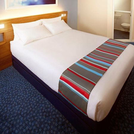 Travelodge Newcastle Whitemare Pool Low Walker Zewnętrze zdjęcie