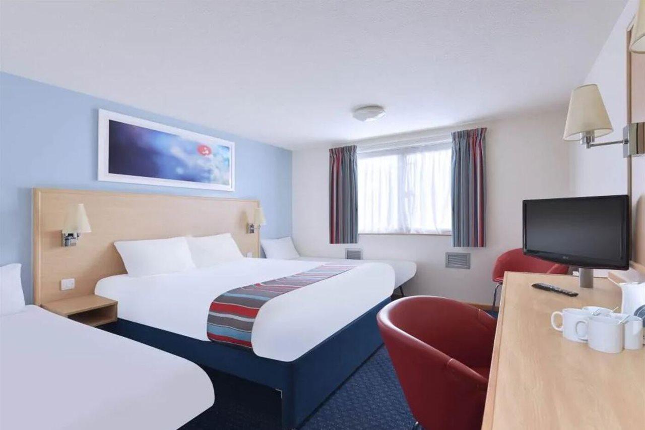 Travelodge Newcastle Whitemare Pool Low Walker Zewnętrze zdjęcie