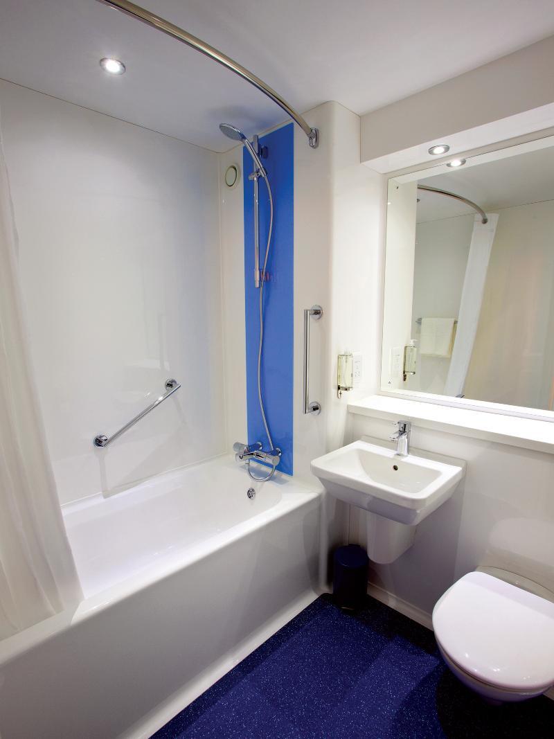 Travelodge Newcastle Whitemare Pool Low Walker Zewnętrze zdjęcie