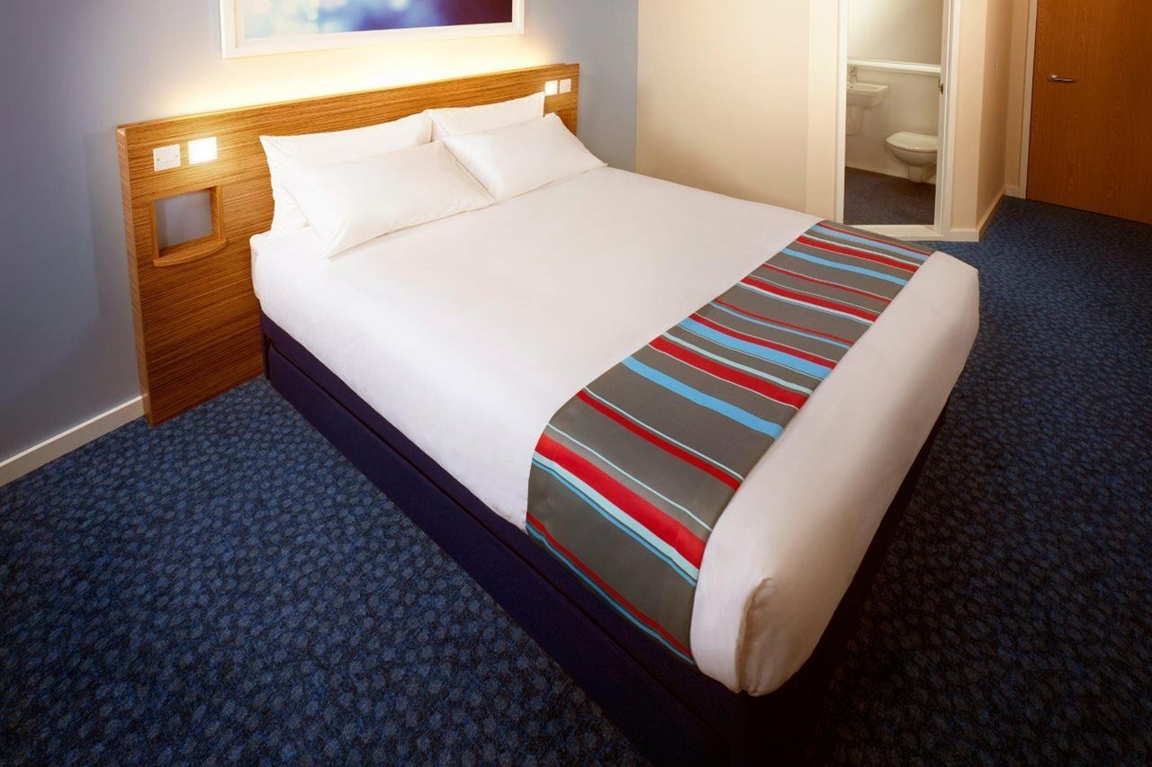 Travelodge Newcastle Whitemare Pool Low Walker Zewnętrze zdjęcie